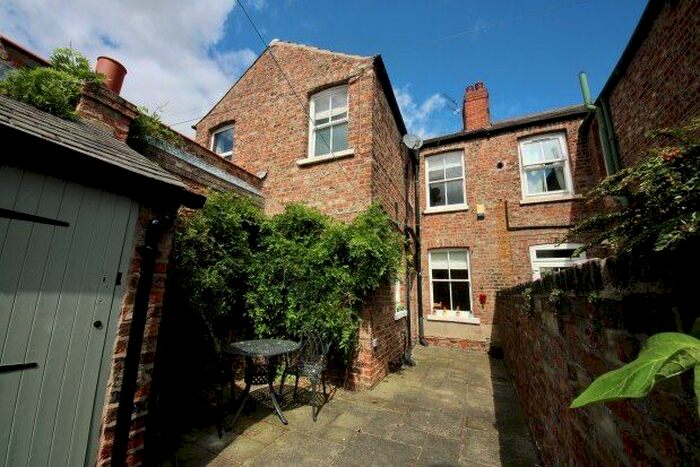 2 Bedroom Terraced House To Rent In Hartoft Street, York, YO10