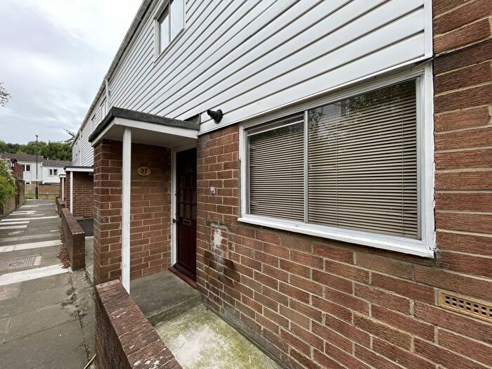 3 Bedroom Terraced House To Rent In Surrey Place, Newcastle Upon Tyne, NE4