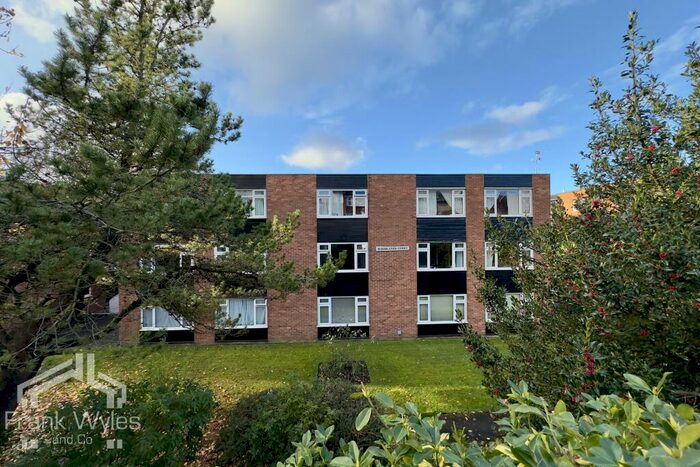 Studio To Rent In Woodlands Court, Woodlands Road, Lytham St. Annes, FY8
