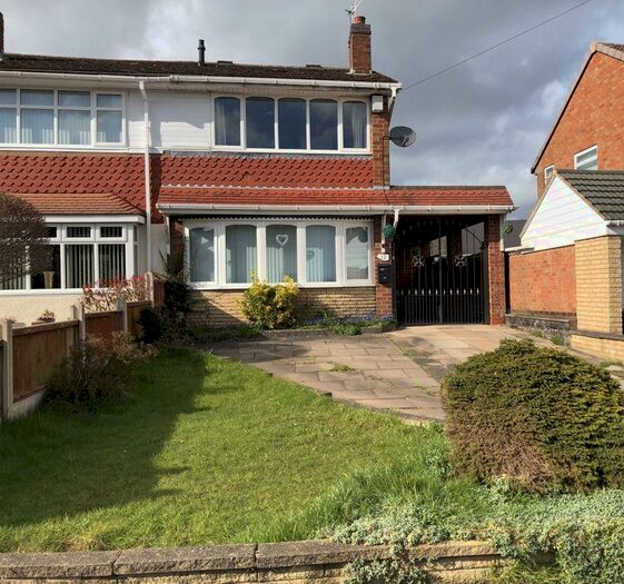 2 Bedroom Semi-Detached House To Rent In Silva Avenue, Kingswinford, DY6