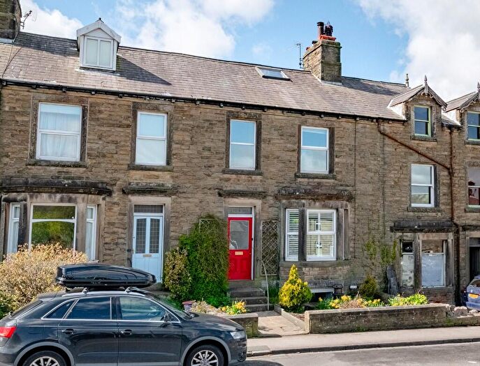 3 Bedroom Terraced House For Sale In Banks View, Settle, North Yorkshire, BD24