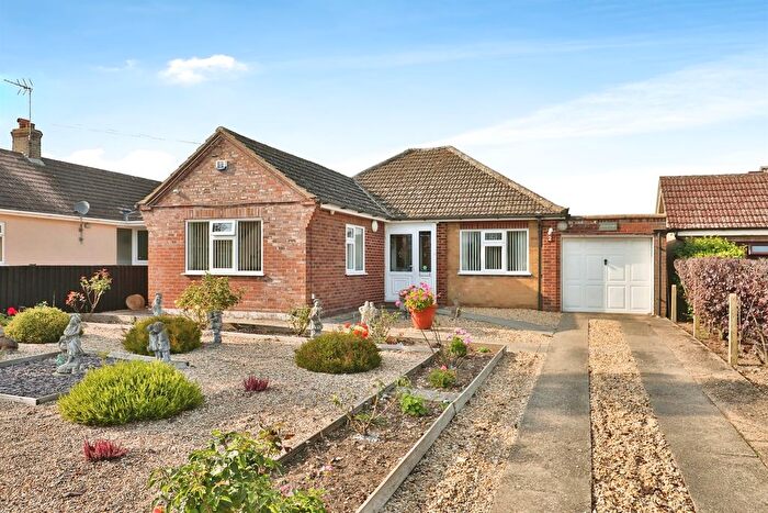 2 Bedroom Detached Bungalow For Sale In Norwich Road, Yaxham, Dereham, NR19
