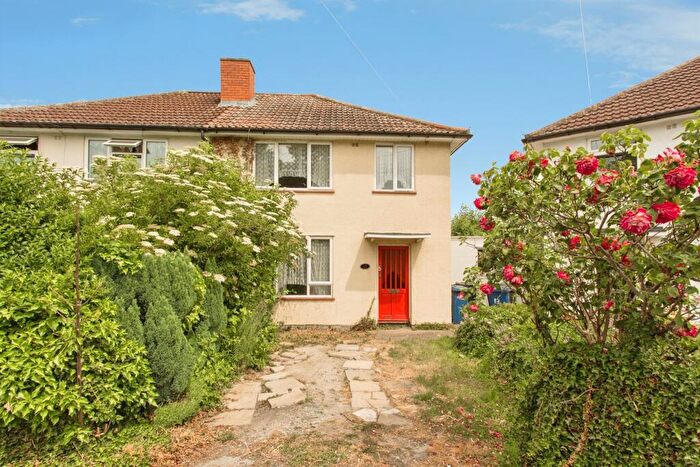3 Bedroom Semi Detached House For Sale In St. Thomas's Square, Cambridge, CB1