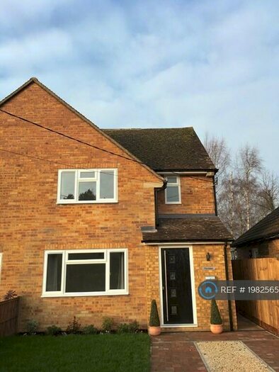 3 Bedroom Semi-Detached House To Rent In Silver Street, Leighton Buzzard, LU7