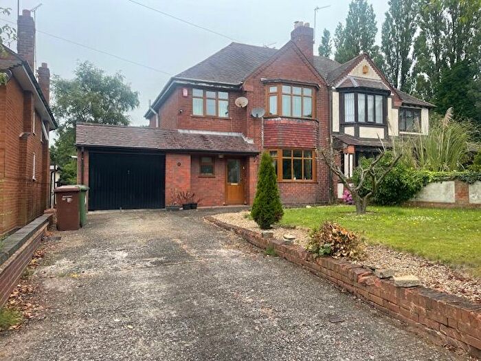 3 Bedroom Semi Detached House To Rent In Cartbridge Lane, Walsall, WS4