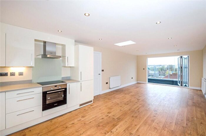 2 Bedroom Apartment To Rent In Church Street, Basingstoke, Hampshire, RG21
