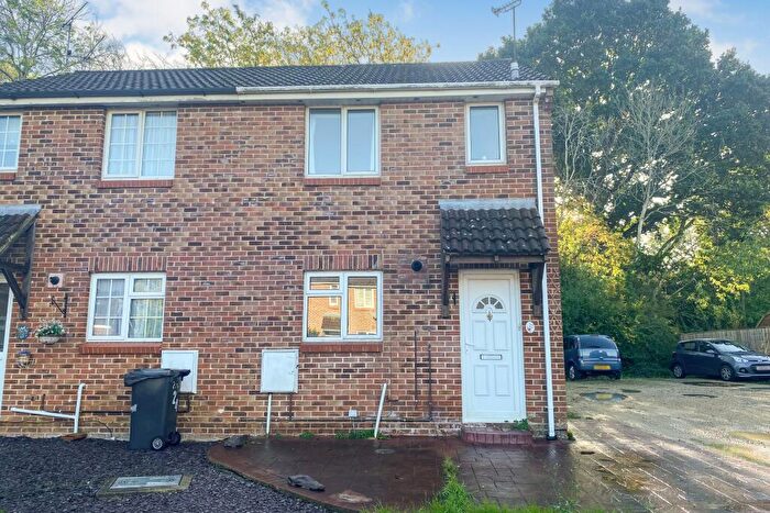 2 Bedroom End Of Terrace House For Sale In Cloudberry Road, Swindon, Wiltshire, SN25