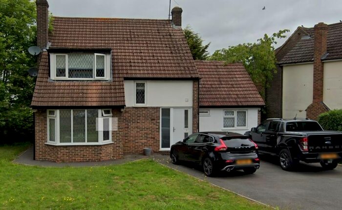 4 Bedroom Detached House To Rent In Park Crescent, Elstree, Hertfordshire, WD6