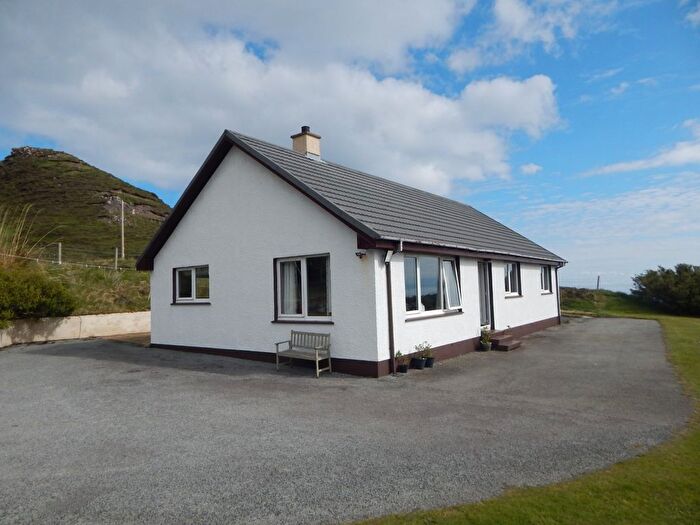 3 Bedroom Bungalow For Sale In Digg Park, Staffin, IV51