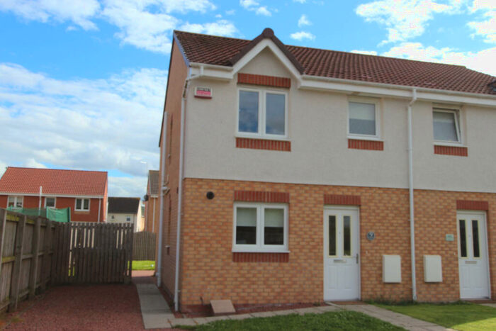 3 Bedroom Semi-Detached House To Rent In Shepherds Way, Newton Farm, Cambuslang, G72