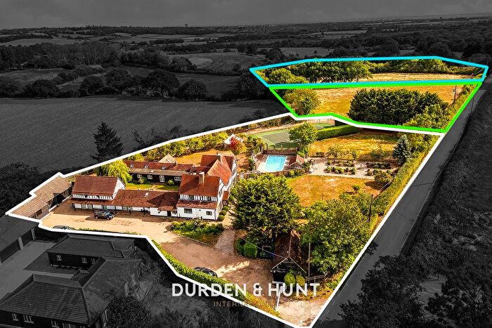 7 Bedroom Detached House For Sale In Hook End, Lambourne End, RM4