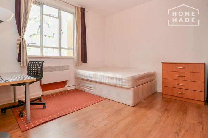 3 Bedroom Flat To Rent In Cranleigh Court, Bayswater, W2