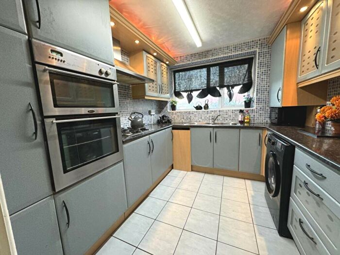 2 Bedroom Flat For Sale In Crescent Court, Promenade, Blackpool, FY4