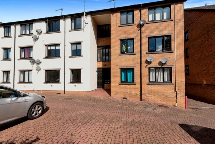 1 Bedroom Flat To Rent In St. Peters Street, Roath, Cardiff, CF24