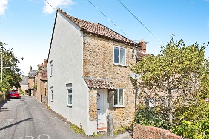 2 Bedroom End Terrace House For Sale In Tower Hill Road, Crewkerne, TA18