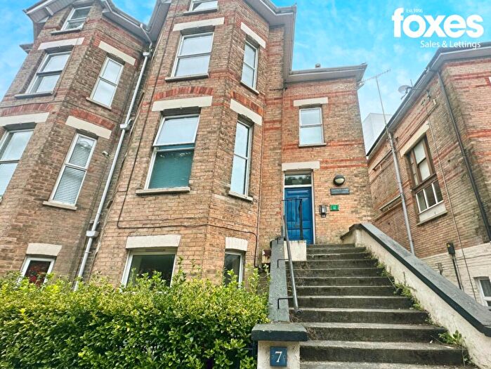 Studio To Rent In Flat, Campbell Court, Bournemouth Dorset, BH1