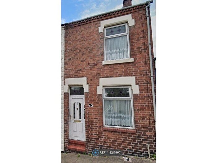 2 Bedroom Terraced House To Rent In Oak Street, Stoke-On-Trent, ST1
