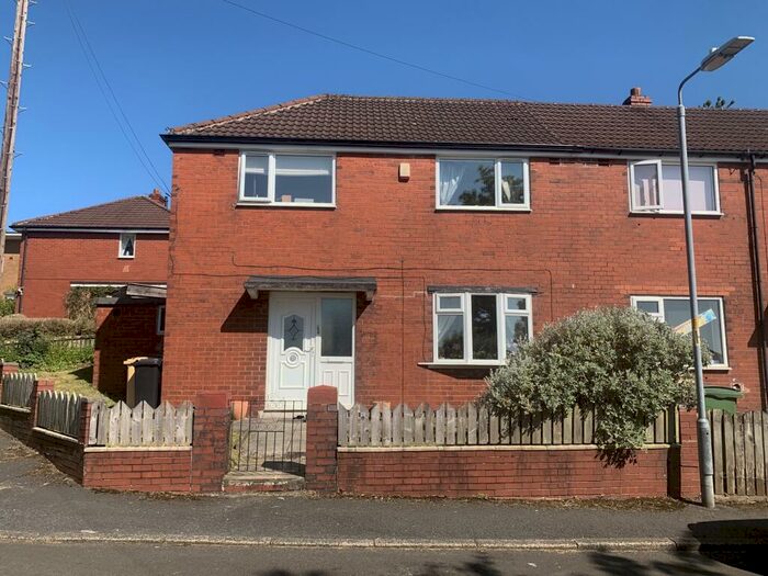 2 Bedroom Semi-Detached House To Rent In Ribchester Grove, Bolton, BL2