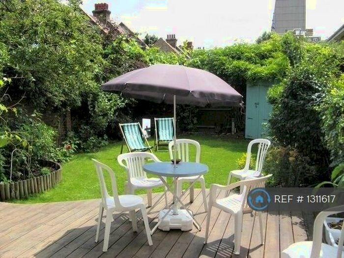 2 Bedroom End Of Terrace House To Rent In Lytham Street, London, SE17