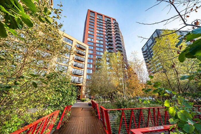 Studio To Rent In Modena House, Tower Hamlets, E14