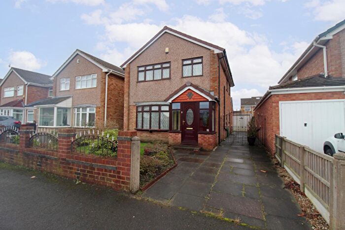 3 Bedroom Detached House For Sale In Clarendon Grove, Lydiate, L31