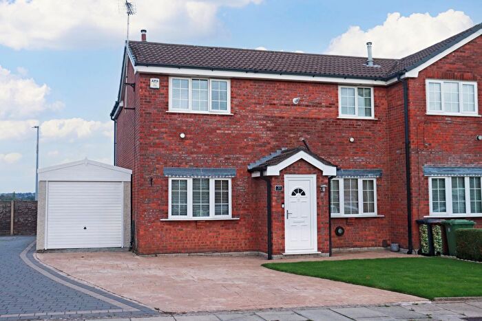 4 Bedroom Semi-Detached House For Sale In Aragon Close, Lydiate, L31