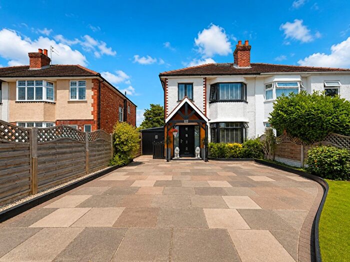 4 Bedroom Semi Detached House For Sale In Preston New Road, Southport, Merseyside, PR9