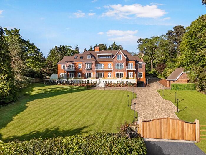 2 Bedroom Apartment For Sale In Holtwood Road, Oxshott, KT22