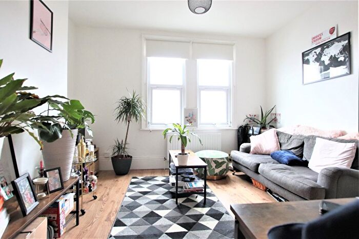 1 Bedroom Flat To Rent In St James's Road, Croydon, CR0