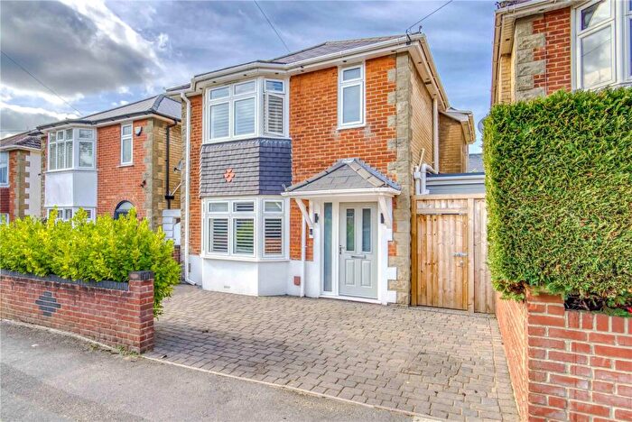 3 Bedroom Detached House For Sale In Britannia Road, Poole, BH14