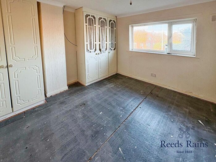 3 Bedroom Terraced House For Sale In Falkland Road, Hull, East Yorkshire, HU9