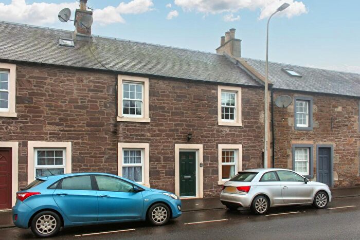 2 Bedroom Flat For Sale In Front Street, Braco, FK15