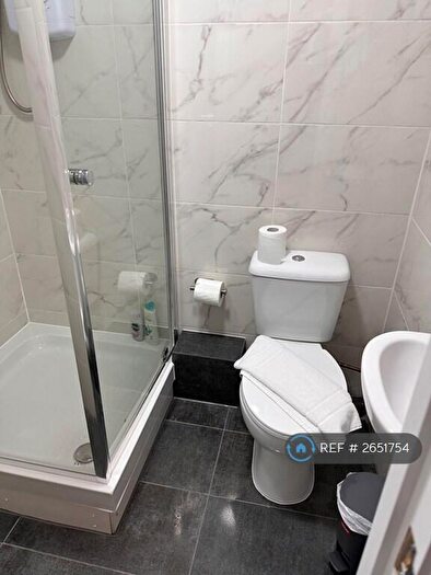 Studio To Rent In Tottenham Lane, London, N8