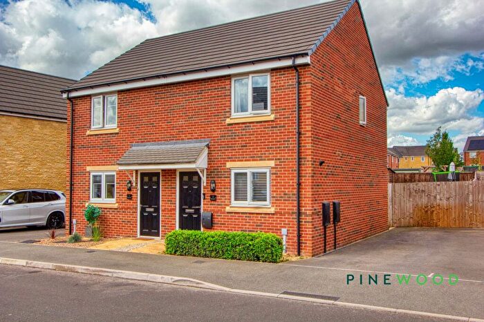 2 Bedroom Semi-Detached House For Sale In Stonecroft, Hodthorpe, S80
