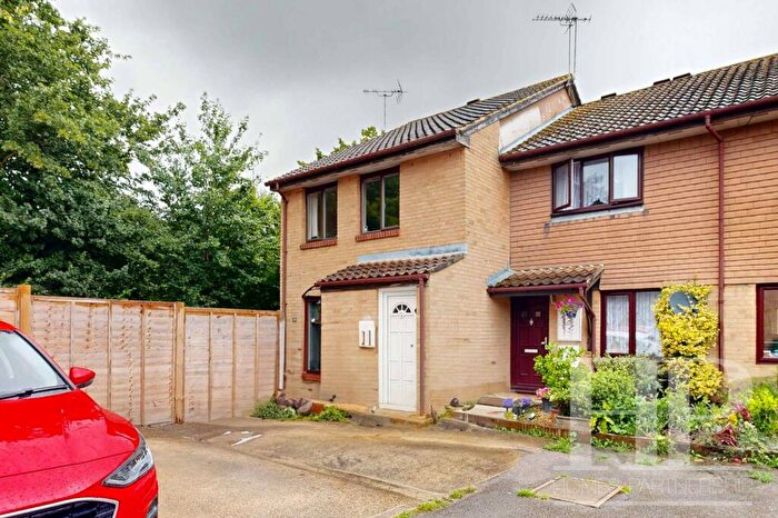 1 Bedroom Maisonette To Rent In Charrington Way, Broadbridge Heath, RH12