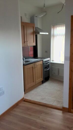 Studio To Rent In Manchester Road, Bradford, BD5