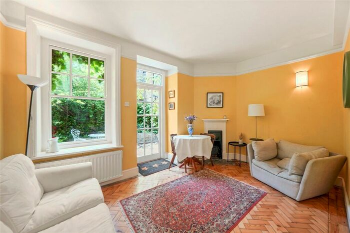 1 Bedroom Flat To Rent In Melcombe Court, Dorset Square, NW1