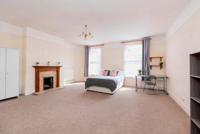 3 Bedroom Maisonette To Rent In Chelsea Road, Lower Weston, Bath, BA1