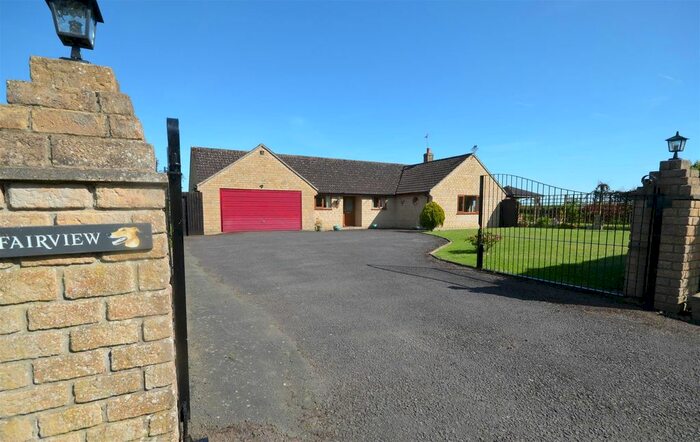 4 Bedroom Detached Bungalow For Sale In Priors Down, Stalbridge, Sturminster Newton, DT10