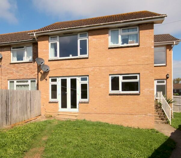 2 Bedroom Apartment To Rent In Lower Furlongs, Brading, PO36