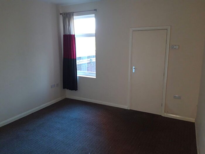 3 Bedroom End Of Terrace House To Rent In Trafalgar Street, Doncaster, DN6