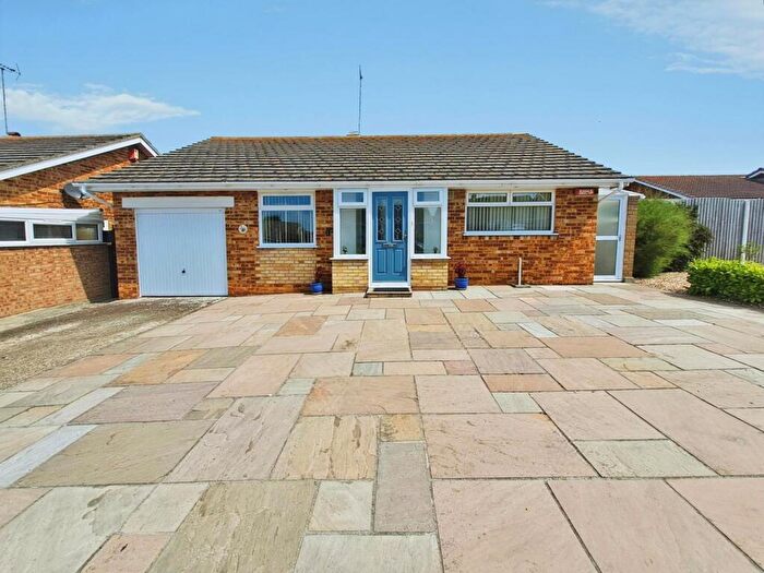 3 Bedroom Bungalow For Sale In Eastchurch Road, Cliftonville, Margate, Kent, CT9
