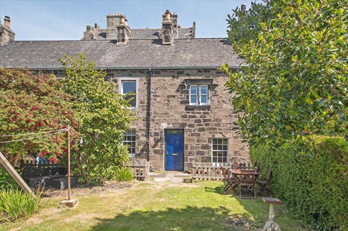 2 Bedroom Terraced House For Sale In East Leven Street, Burntisland, KY3