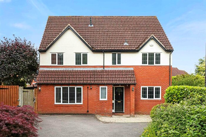 5 Bedroom Detached House To Rent In Manse Gardens, Cheltenham, GL51