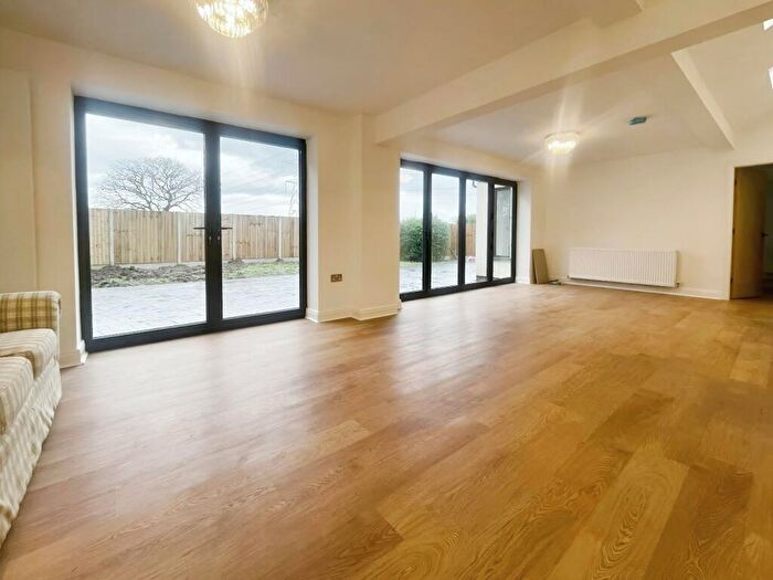 2 Bedroom Bungalow To Rent In Ledsham Lane, Ellesmere Port, Cheshire, CH66