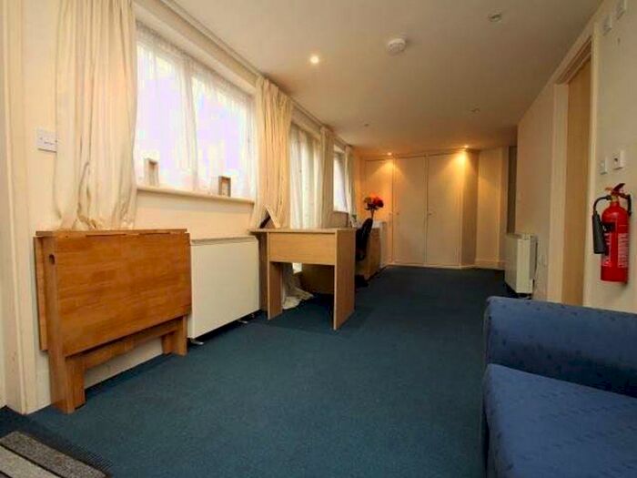 1 Bedroom Flat To Rent In Ivy Lane, Canterbury Ref, CT1