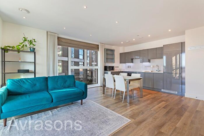 2 Bedroom Apartment To Rent In York Road, Battersea, SW11