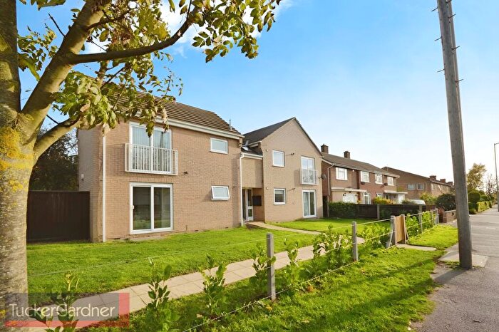 2 Bedroom Flat To Rent In Kings Hedges Road, Cambridge, CB4