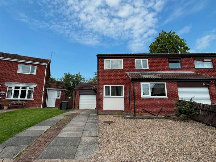 3 Bedroom Semi-Detached House To Rent In The Orchard, Pity Me, Durham, DH1
