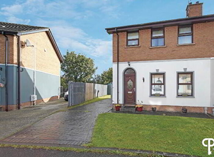 3 Bedroom Semi-Detached House For Sale In Pennyburn Court, Derry, BT48